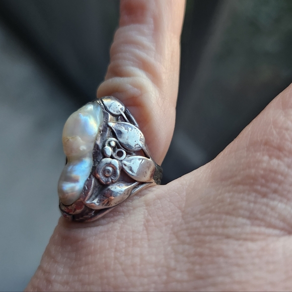 Handmade Sterling Silver 925 Vintage Baroque Pearl Floral Ring Sz 3 - Picture 3 of 8